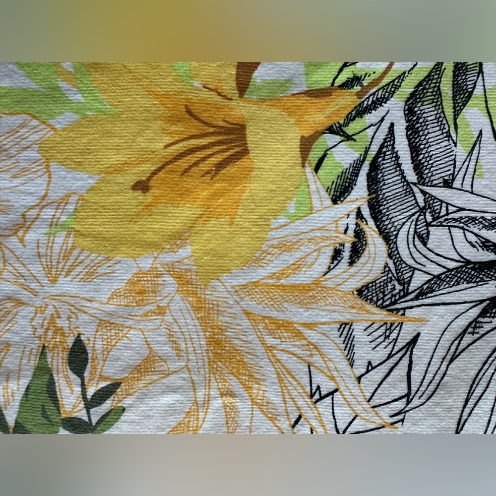 cj banks Size X Short sleeve top | Bright tropical floral design - Picture 5 of 7